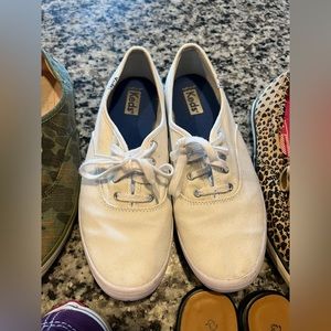 Keds champion sneakers camvas Size 7.5